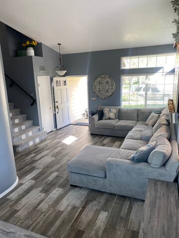 Quiet Family Friendly Home gallery image 3