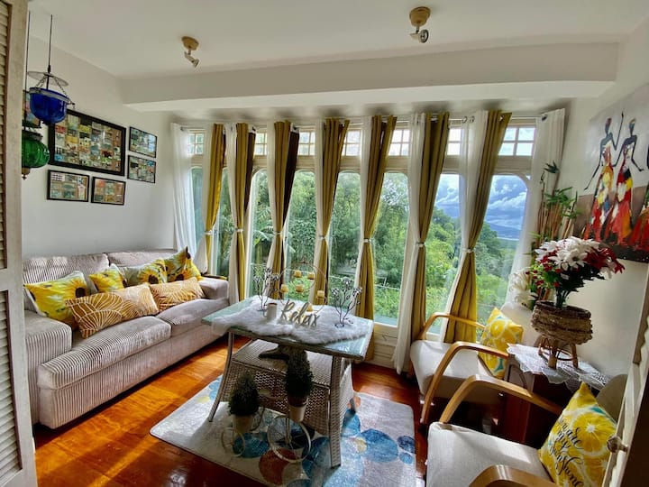 American Style Home with 2 BR Free Parking Houses for Rent in Subic