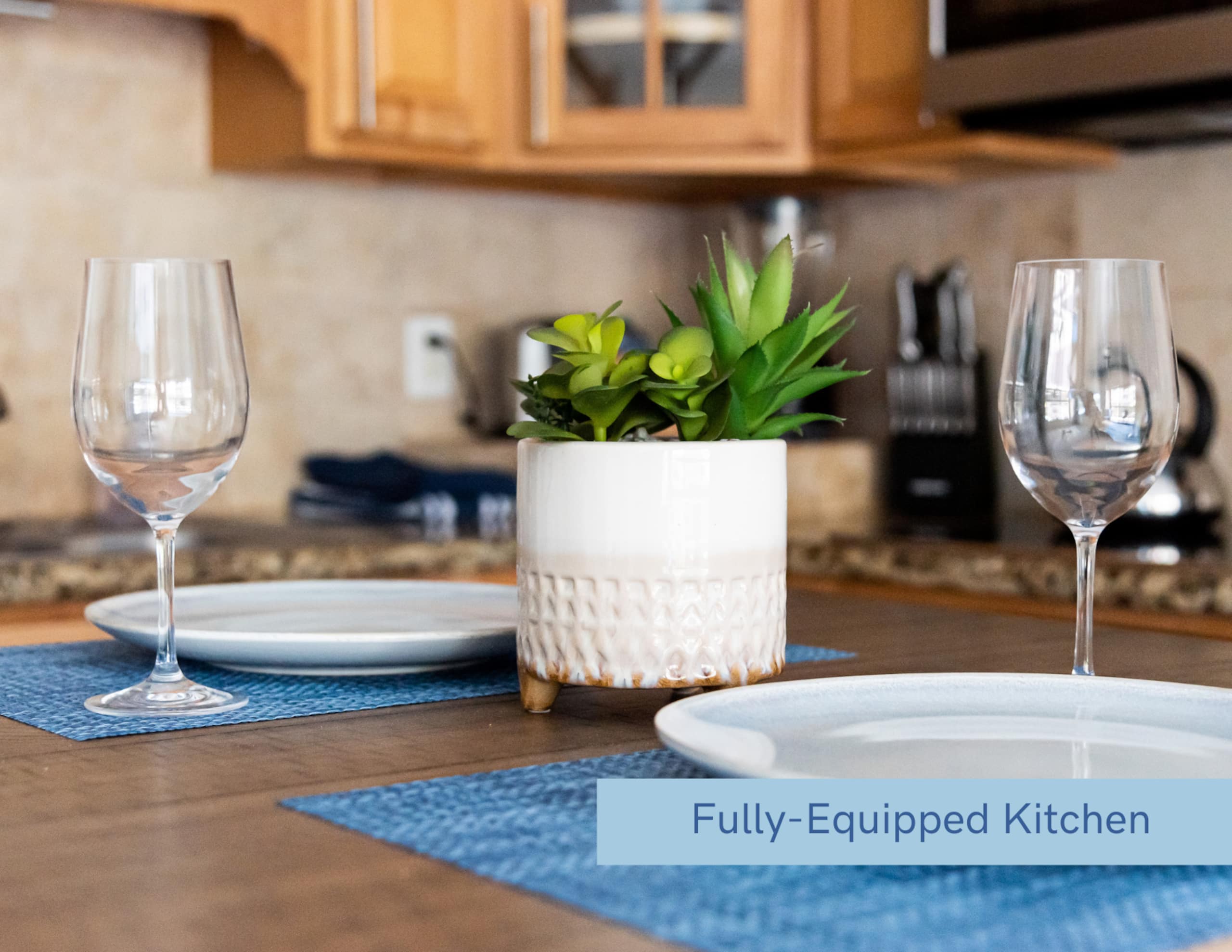 Condo in Lahaina · ★4.97 · 1 bedroom · 2 beds · 1 bath - Image 7