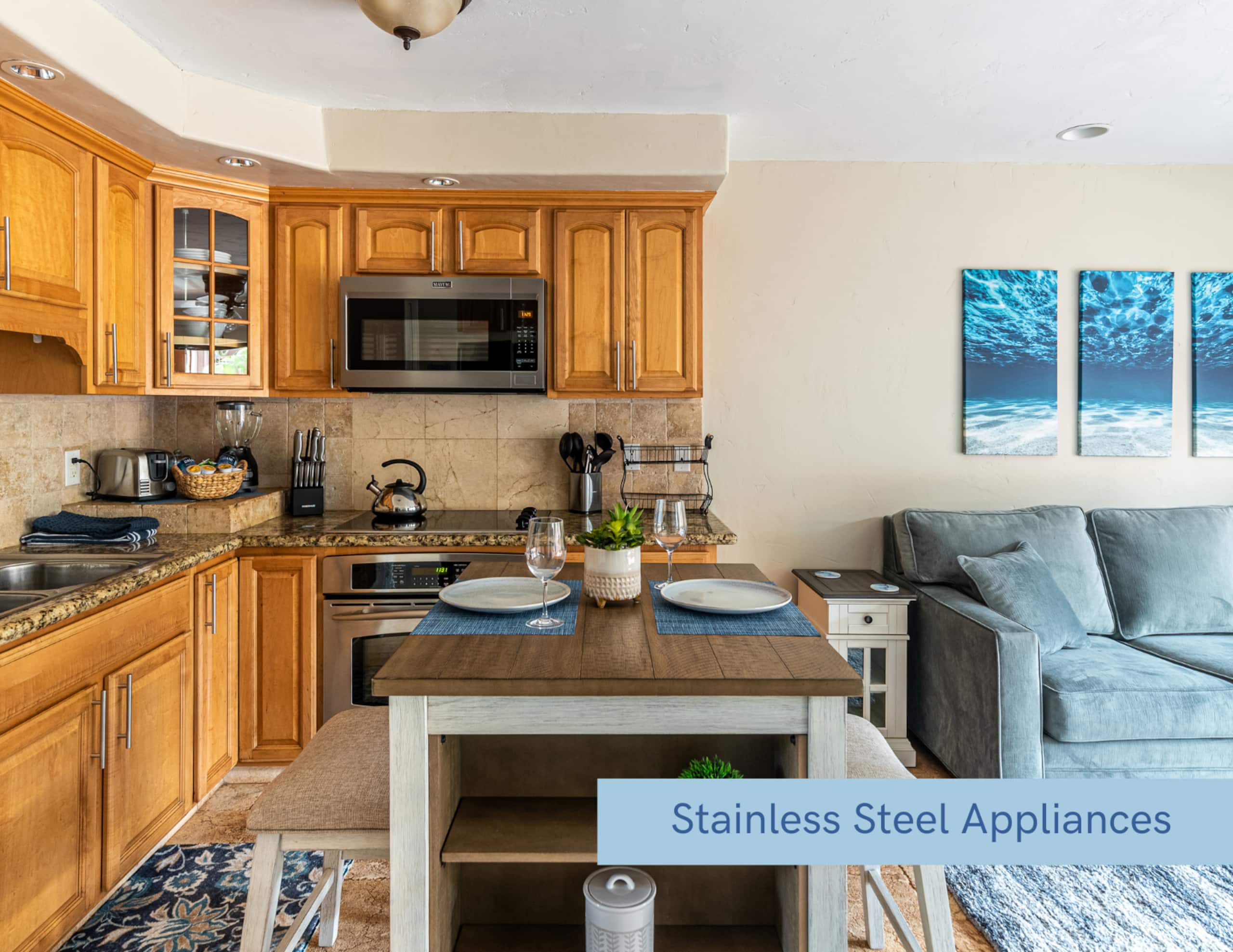 Condo in Lahaina · ★4.97 · 1 bedroom · 2 beds · 1 bath - Image 5