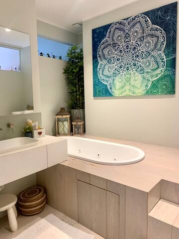 Luxury apartment in Milan gallery image 5