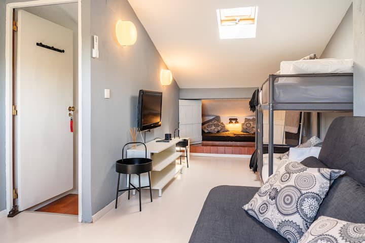 Quarto 3: preto e branco  - Quarto 3: preto e branco