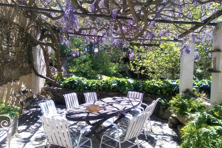 Charming village house, just minutes from the sea gallery image 3