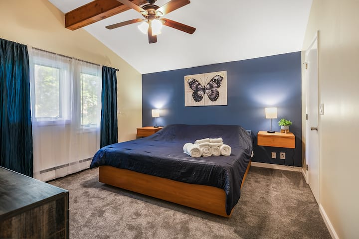 Втора големина на брачен кревет (широк 180-220