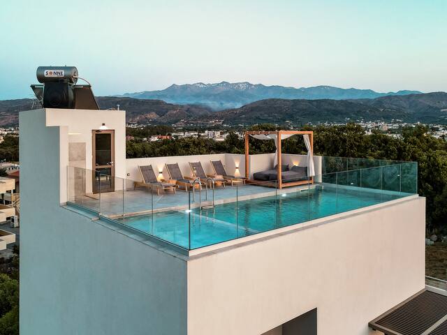 Soleado Villa Chania (rooftop heated pool) gallery image 2