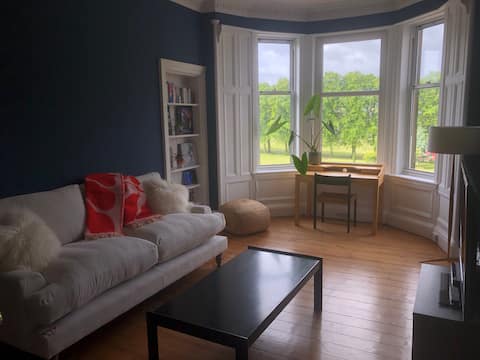 Top Airbnb: Green oasis in central Edinburgh: 80m2, 2 bedrooms in Fountainbridge & Craiglockhart