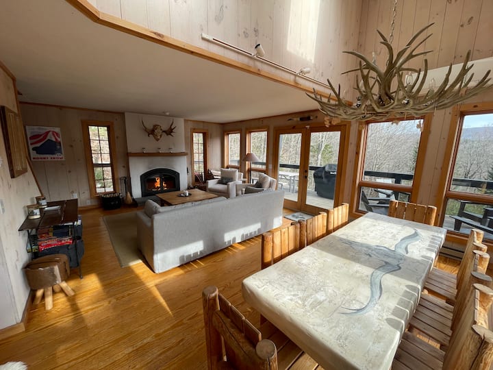 Luxury Retreat in Mount Snow, VT Chalets for Rent in Dover, Vermont