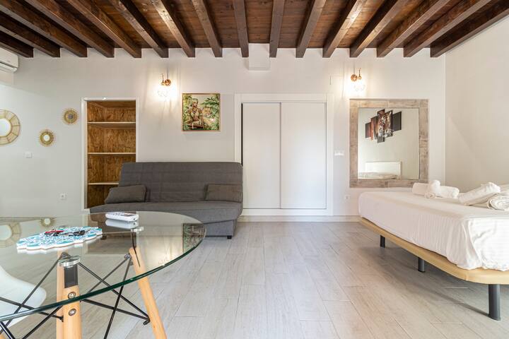 Allo Apartments Plateros 2ºa Centro Loft - Jerez de la Frontera
