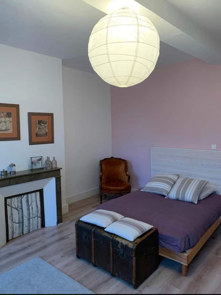 ห้องนอน 1 เตียงคู่ 2 ที่พร้อม sdb