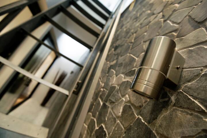 Stunning mews house in heart of Kensington gallery image 4