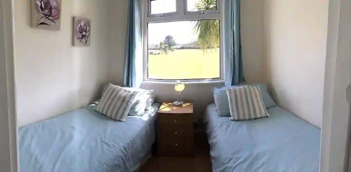 غرفة النوم 1