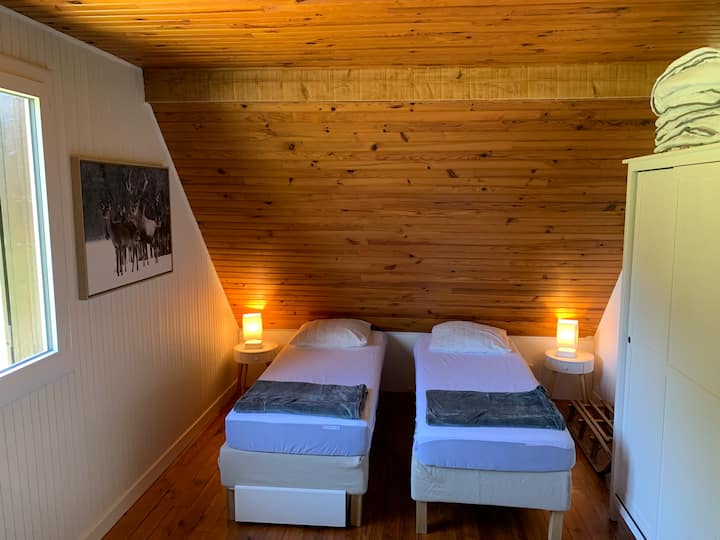 غرفة خضراء، 4 أسرّة مزدوجة 