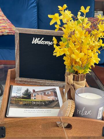 Beautiful relaxing home 4BR/3BA-AC-near Light Rail gallery image 5