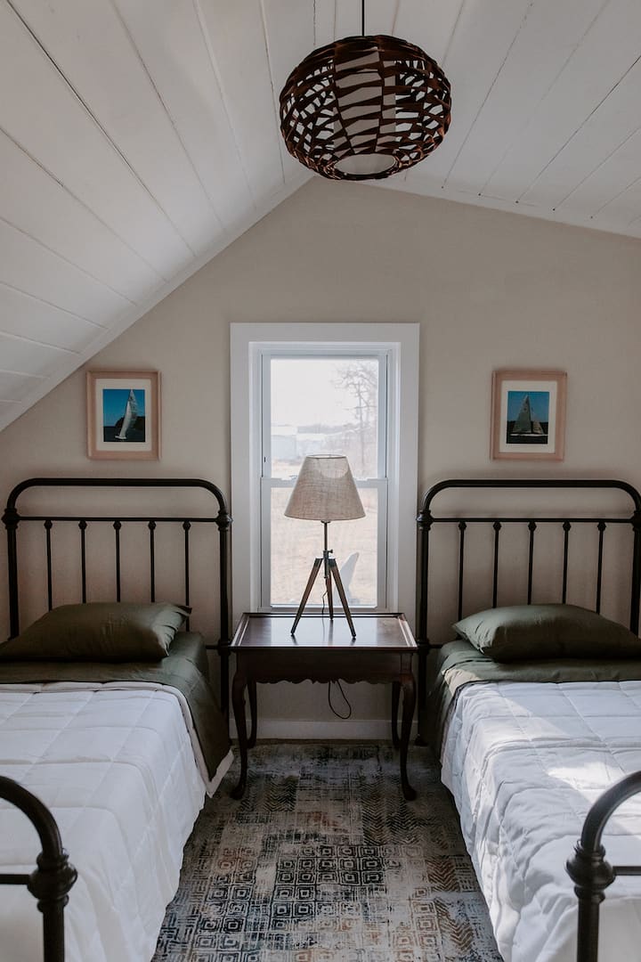 غرفة النوم 1