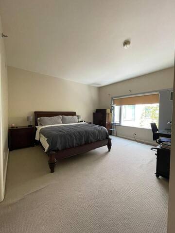 2 bd condo walking to Moscone, Oracle, Chase gallery image 4