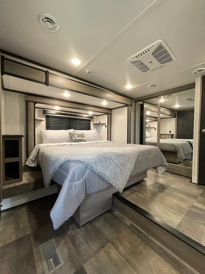 Lake Hawkins Vacation Rentals & Homes Texas, United States Airbnb