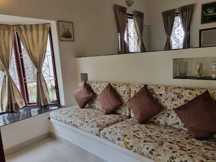Beach View Villa - Chennai