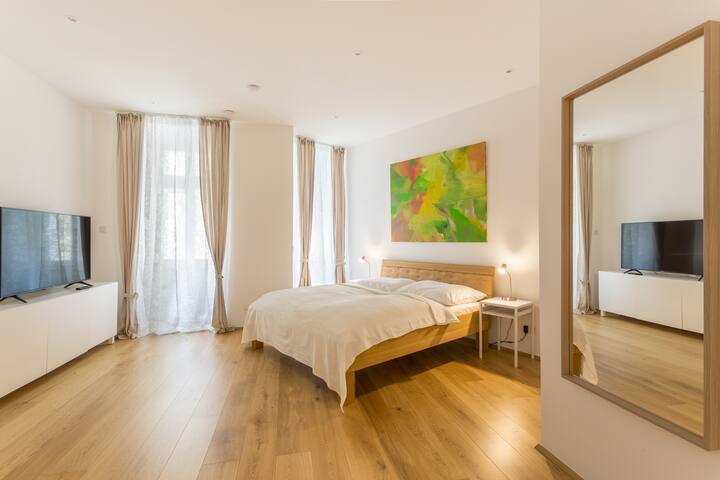 Modern Naschmarkt apartment for 6 people gallery image 5