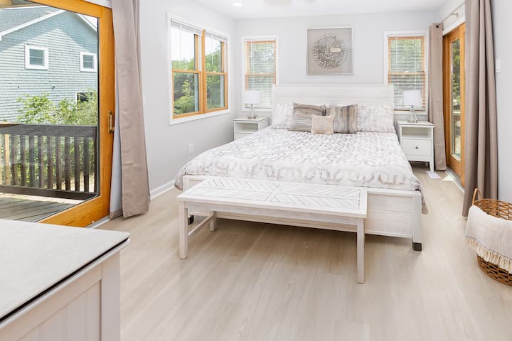 Спална соба 2 (брачен кревет (широк 180-220 см)