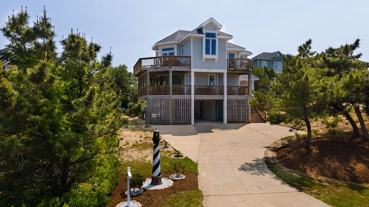 Villa Farol - Walk to the Beach and Downtown Duck!