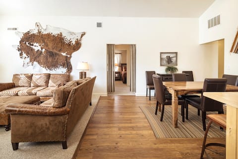 Top performing Airbnb: Moab Rustler Home 3 Bed/Bath, Kitchen, Pool/HotTub in Moab