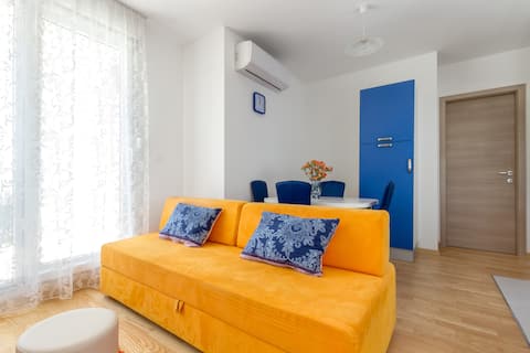 Top Airbnb: Great apartment near beach and Old town in Gradski Kotar Trstenik