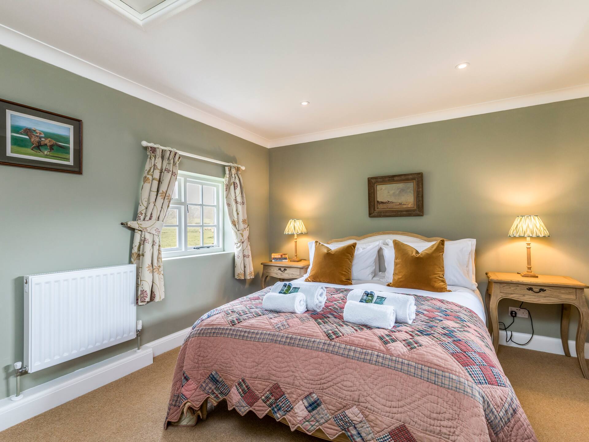 Charming Country Cottage With Spectacular Views - Pass the Keys