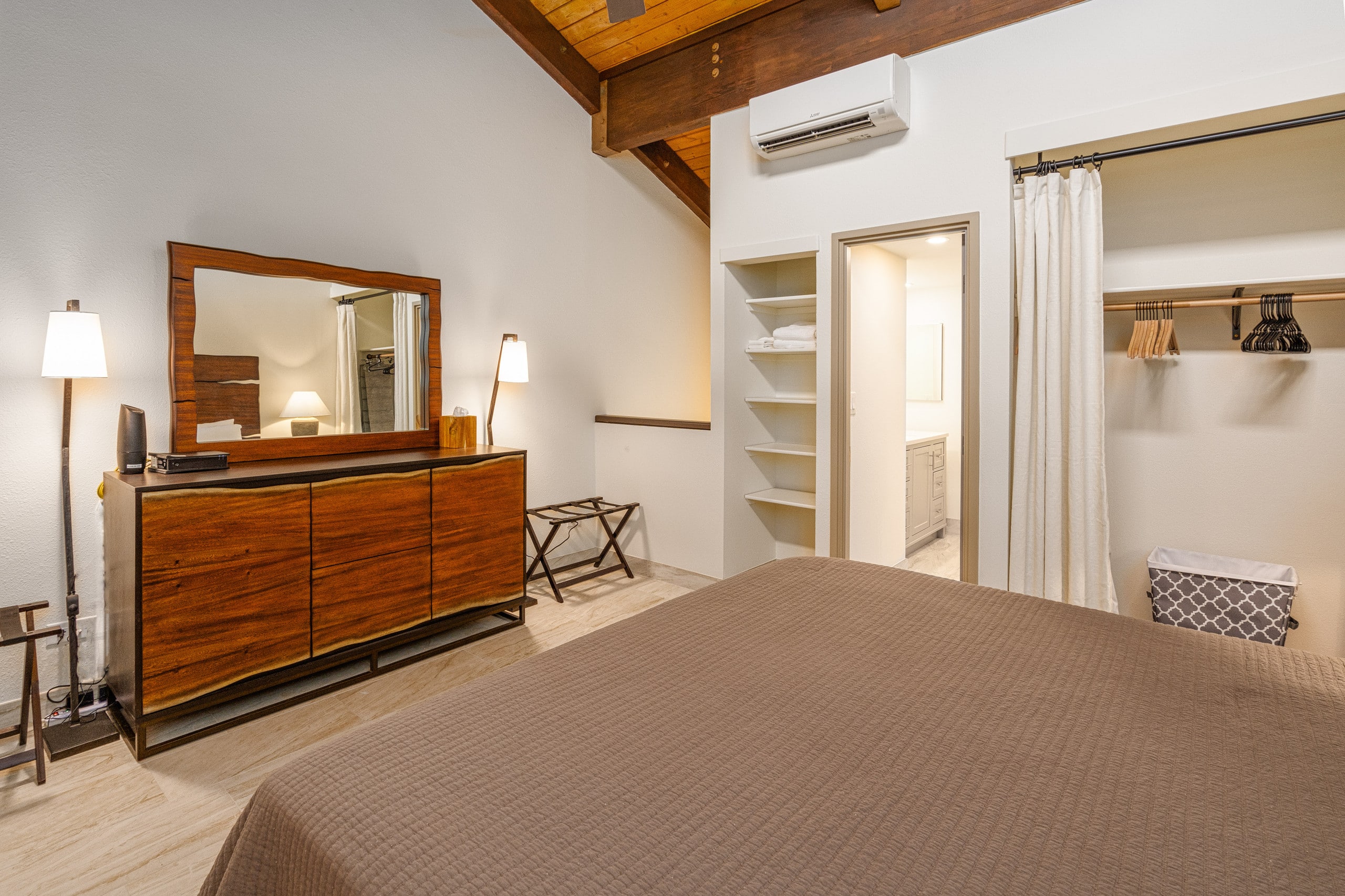 Condo in Kihei · ★4.89 · 3 bedrooms · 3 beds · 2 baths - Image 29