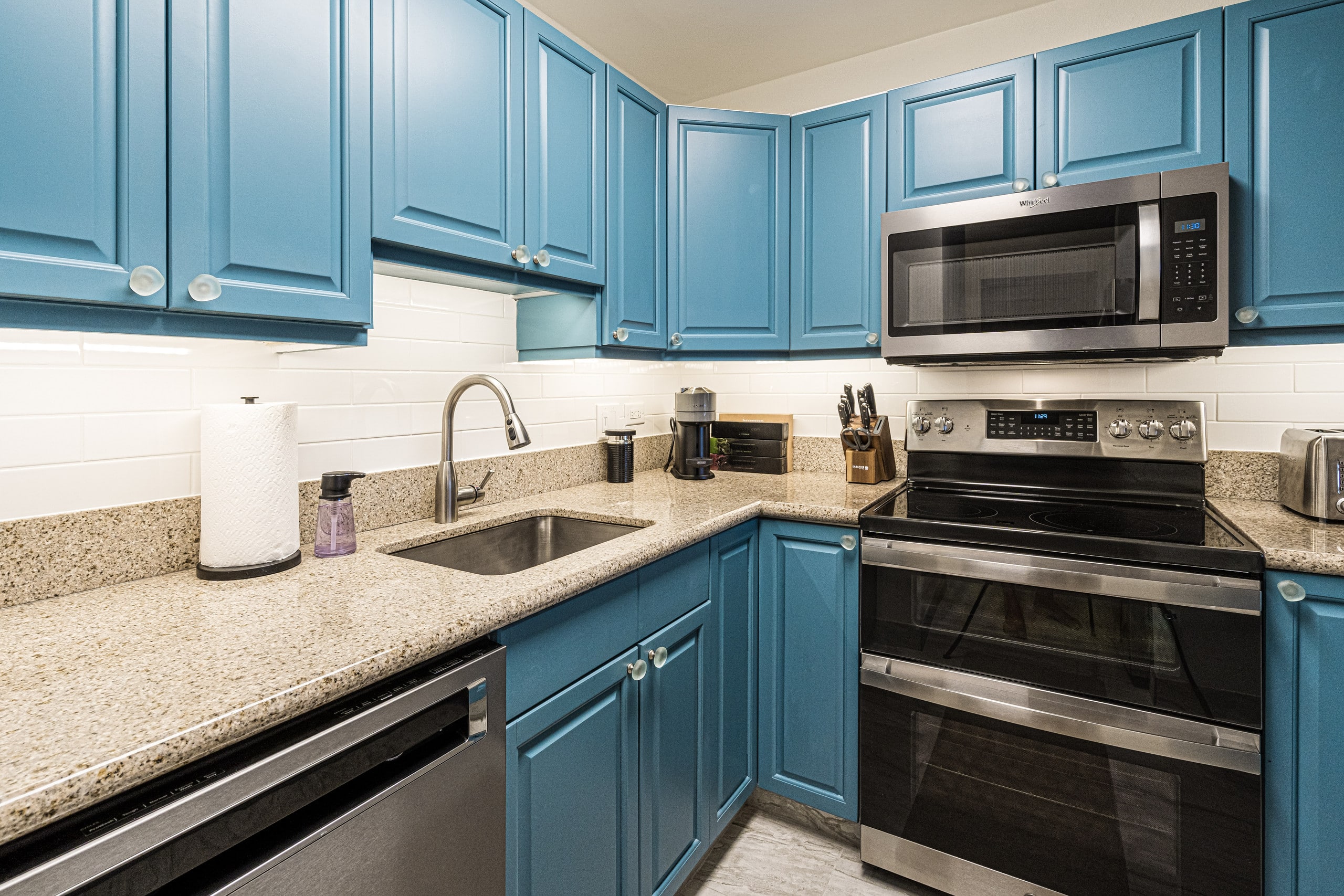 Condo in Kihei · ★4.89 · 3 bedrooms · 3 beds · 2 baths - Image 26