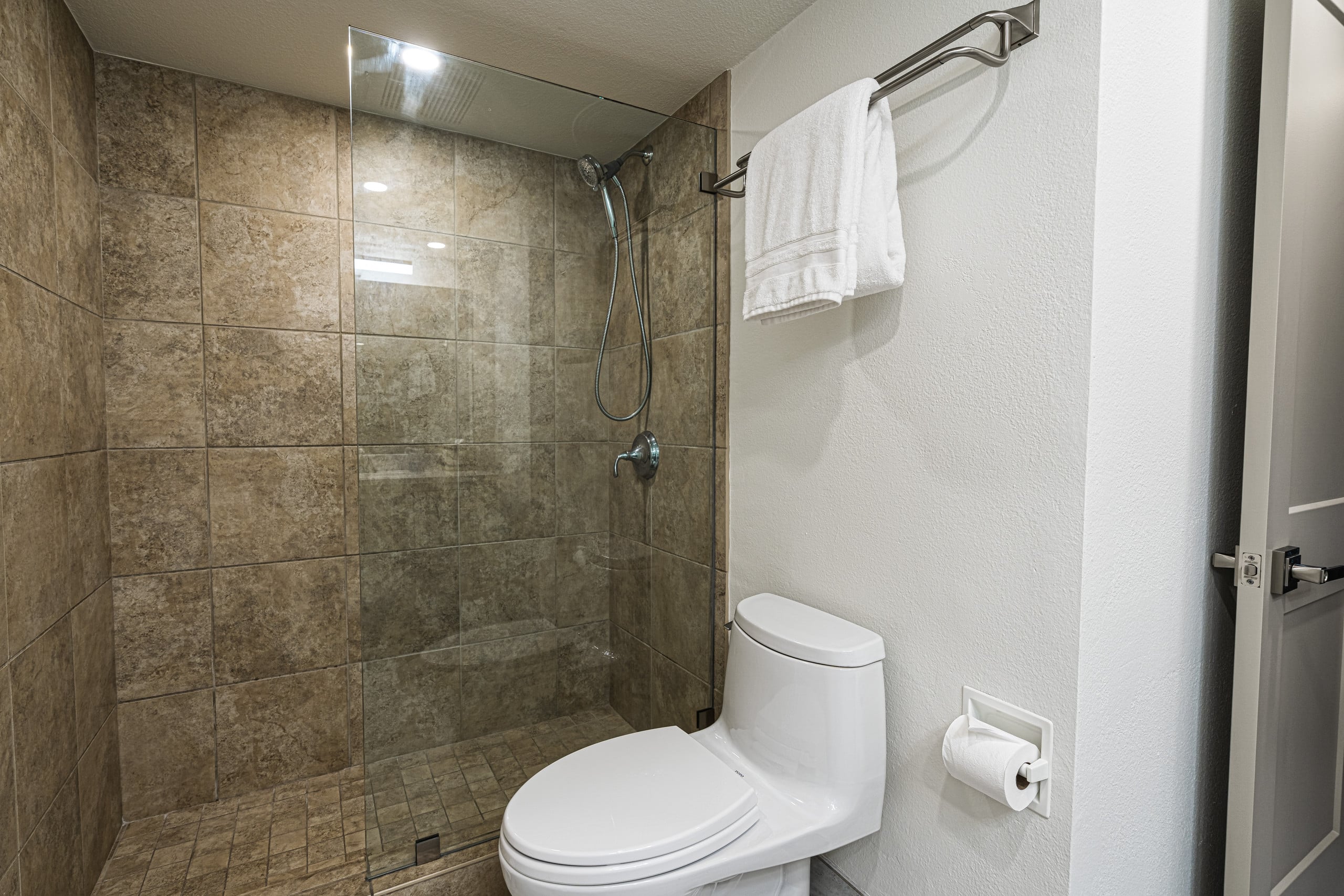Condo in Kihei · ★4.89 · 3 bedrooms · 3 beds · 2 baths - Image 31