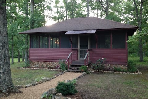 Quaint Little Porch Cottage