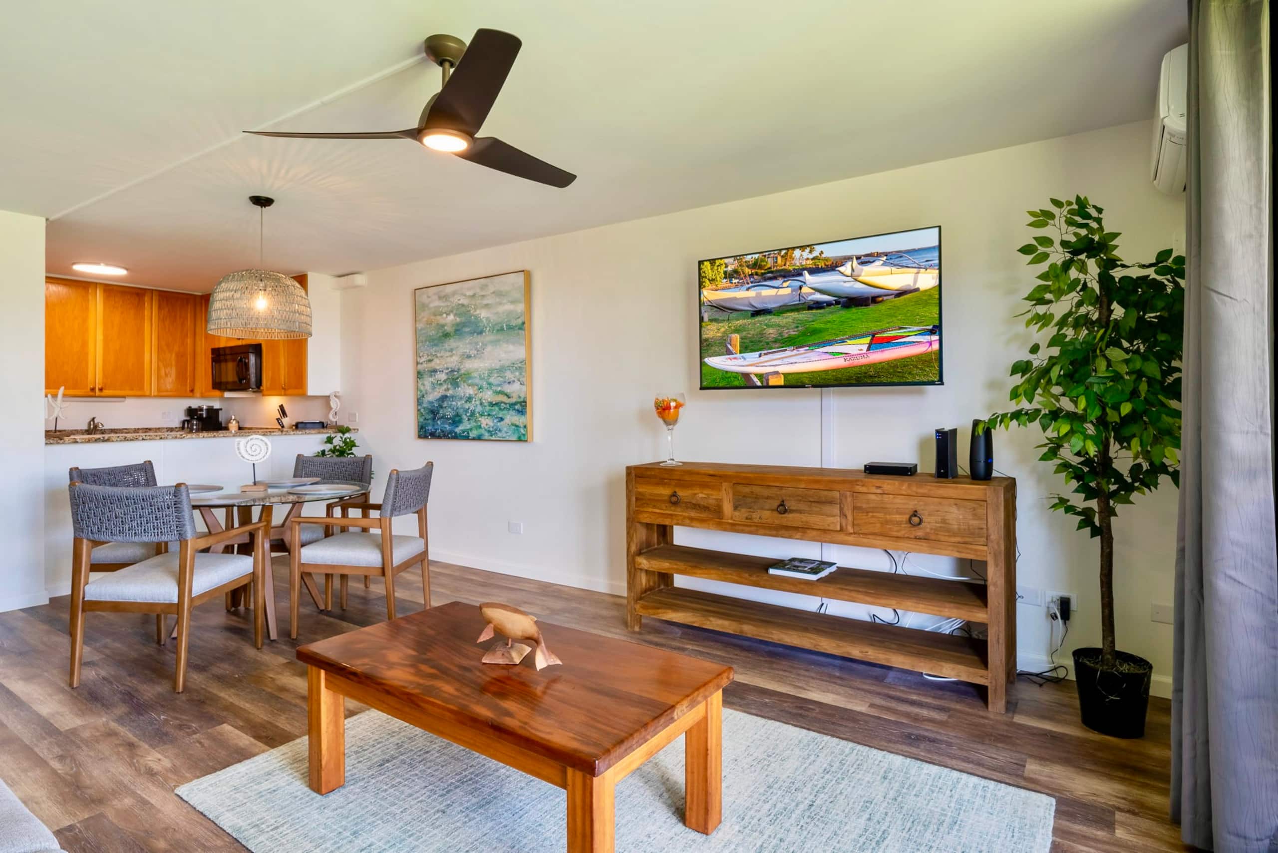 Condo in Kihei · ★4.92 · 1 bedroom · 2 beds · 2 private baths - Image 4