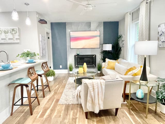Pink Bubble Austin managed Airbnb listing 1