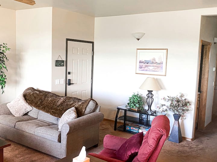 Gorgeous 2 Br/2 Ba,stunning Views & Great Location - Show Low, AZ