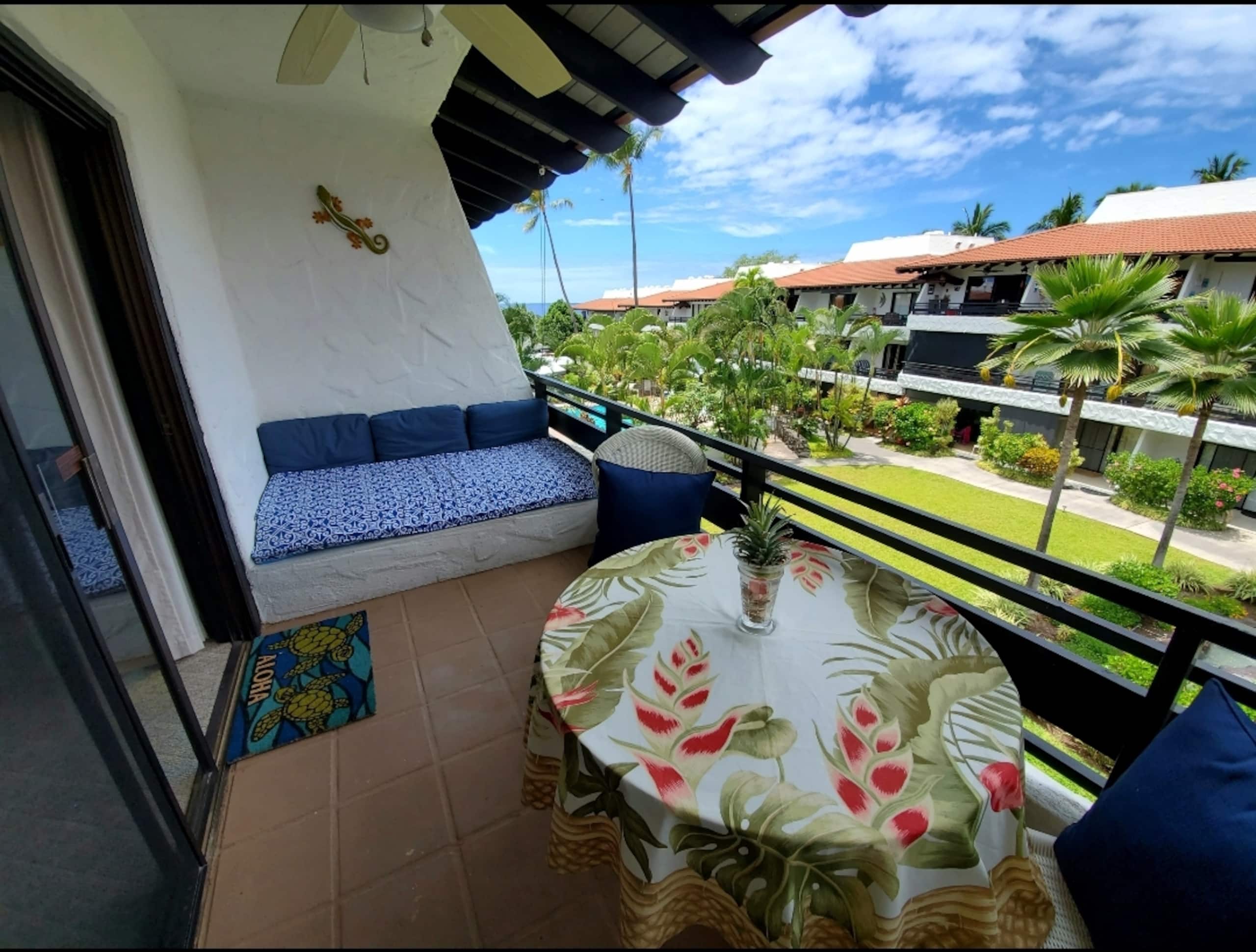 Condo in Kailua-Kona · ★4.89 · 1 bedroom · 2 beds · 1 bath - Image 8