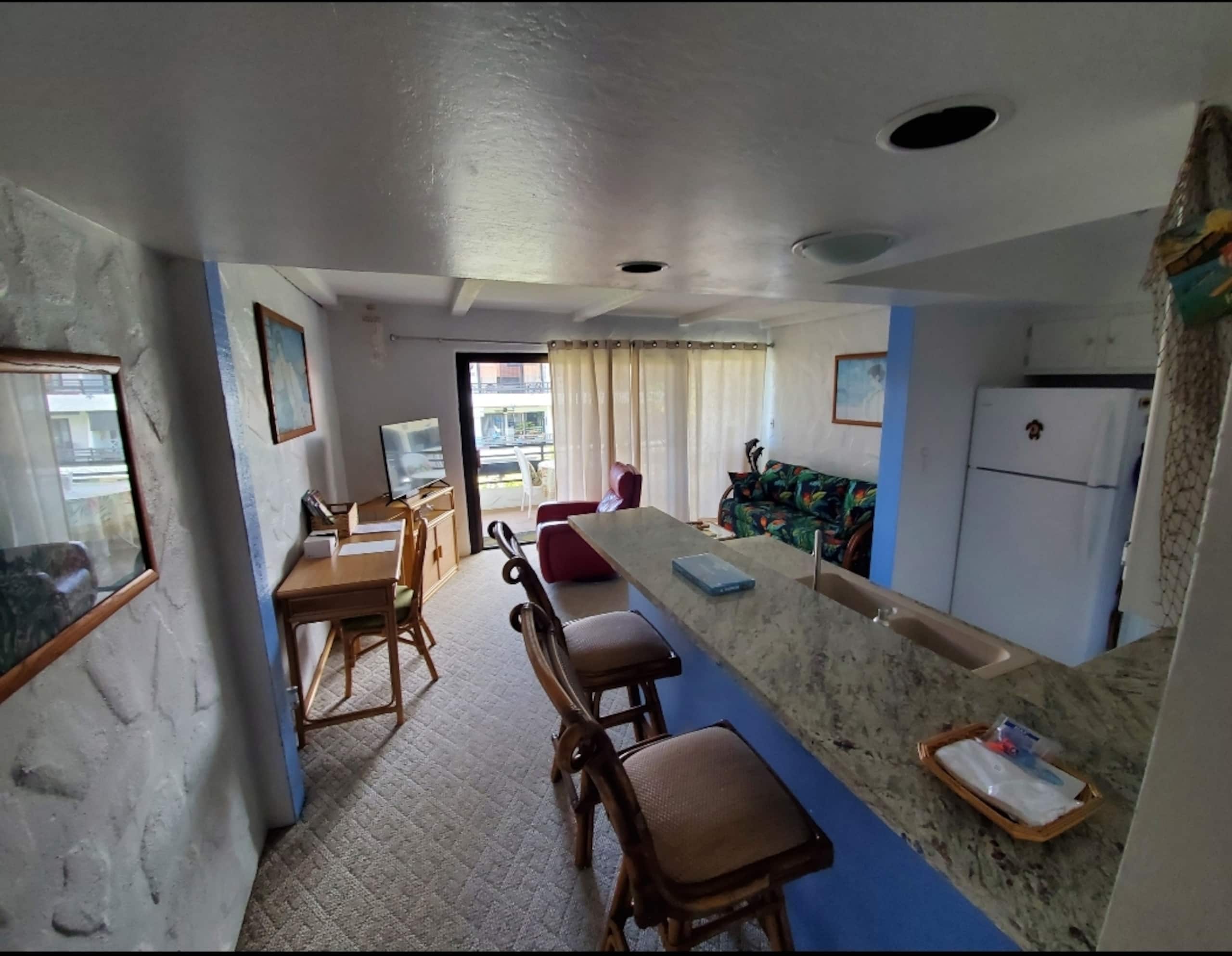 Condo in Kailua-Kona · ★4.89 · 1 bedroom · 2 beds · 1 bath - Image 7