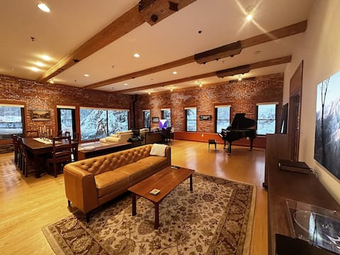 Peaceful Mill on the Water - Home Away from Home