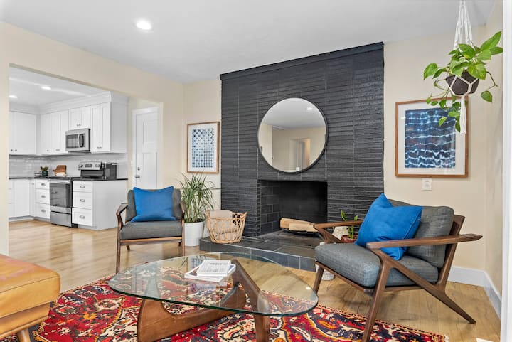 5BR Mountainside Home w/ Views – Near SLC & Lagoon