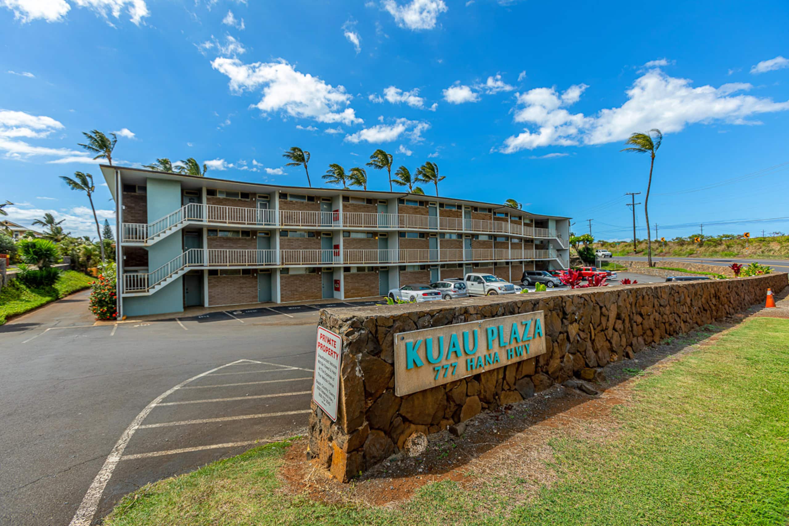 Condo in Paia · ★4.89 · 1 bedroom · 2 beds · 1 private bath - Image 21