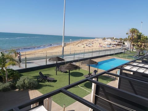 Spectacular townhouse with pool, beachfront II