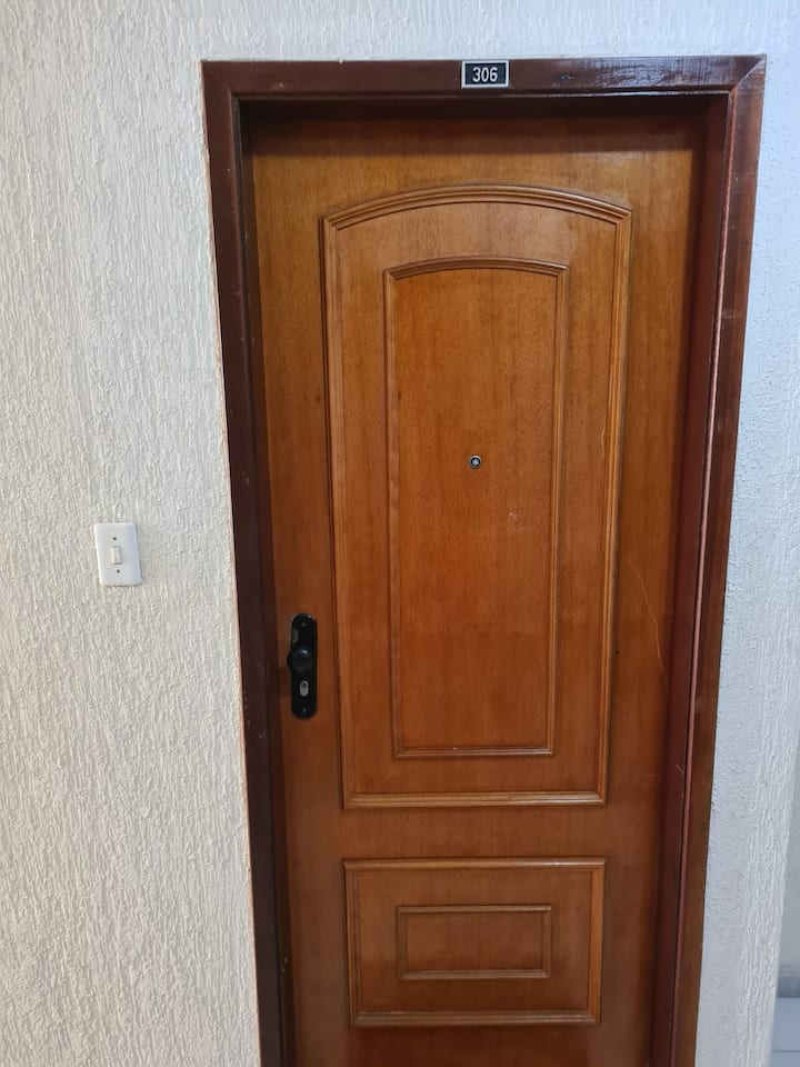Flat Confortável Na Barra - Barra