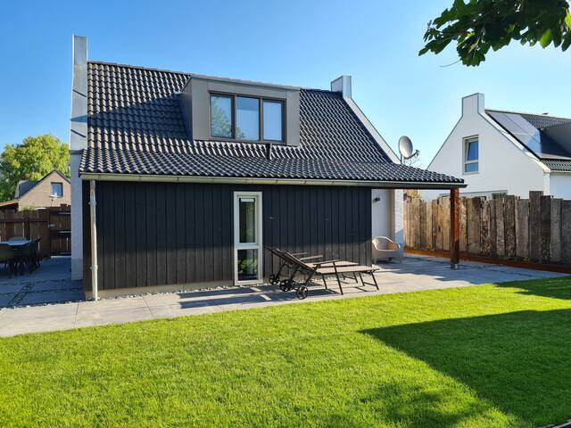 Recreatiepark De Wielen managed Airbnb listing 2