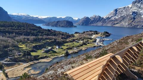 Lovely cabin with balcony in natural surroundings