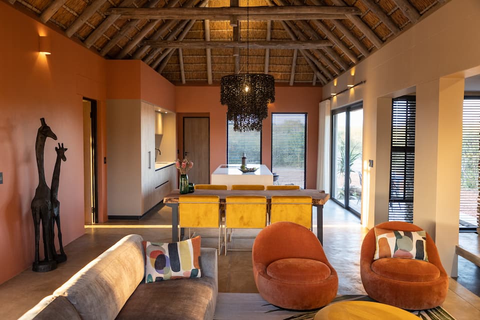 Villa Tall Horse, among the giraffes, Hoedspruit, Limpopo, South Africa, photo 8 of 10