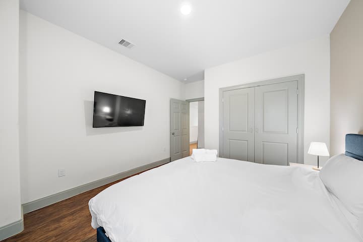 ห้องนอน 2 พร้อมฟูกคิงไซส์