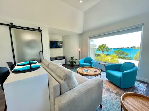 Waterfront Apartment with GYM & DOCK