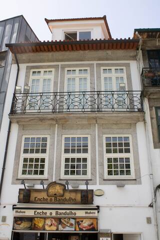 Porto ClérigosDelights @ Alma Guest House gallery image 3