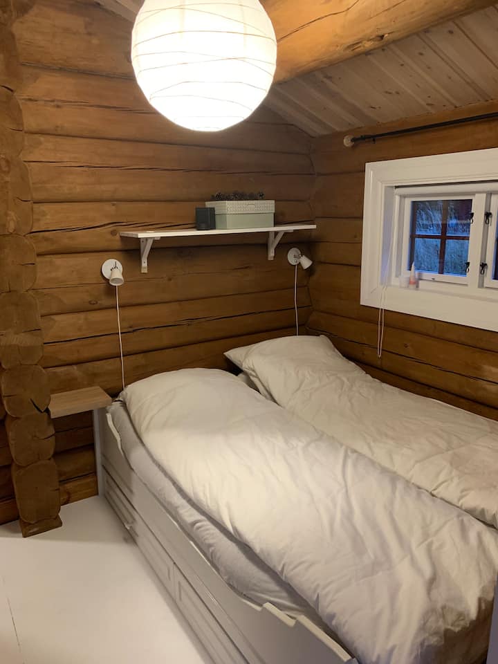 Dhoma e gjumit 1 me krevat dopio 150 cm
