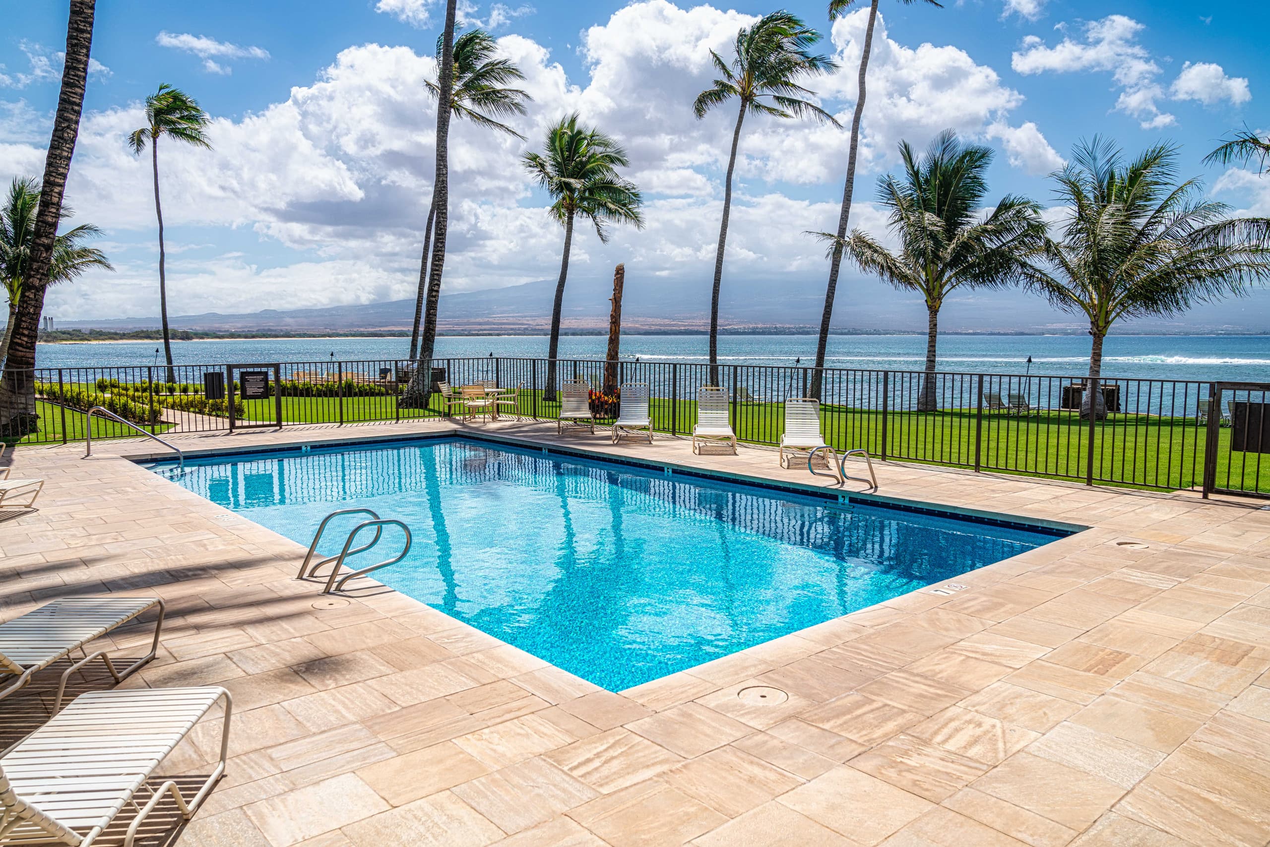 Condo in Wailuku · ★5.0 · 2 bedrooms · 3 beds · 2 baths - Image 50