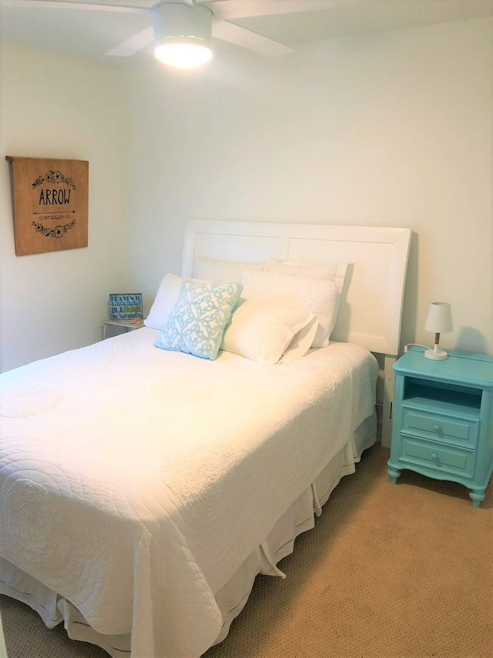 蓝色客房（标准双人床）